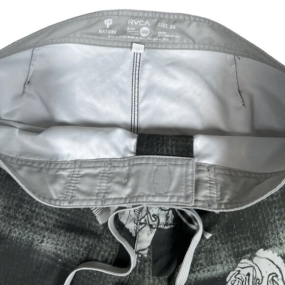 RVCA Men's Oblow Fixed Waist Boardshorts Artist Network Program, Size 32 - Picture 6 of 12